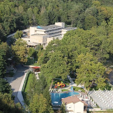 Therma Vitae - Профилакториум Огняново Buitenkant foto