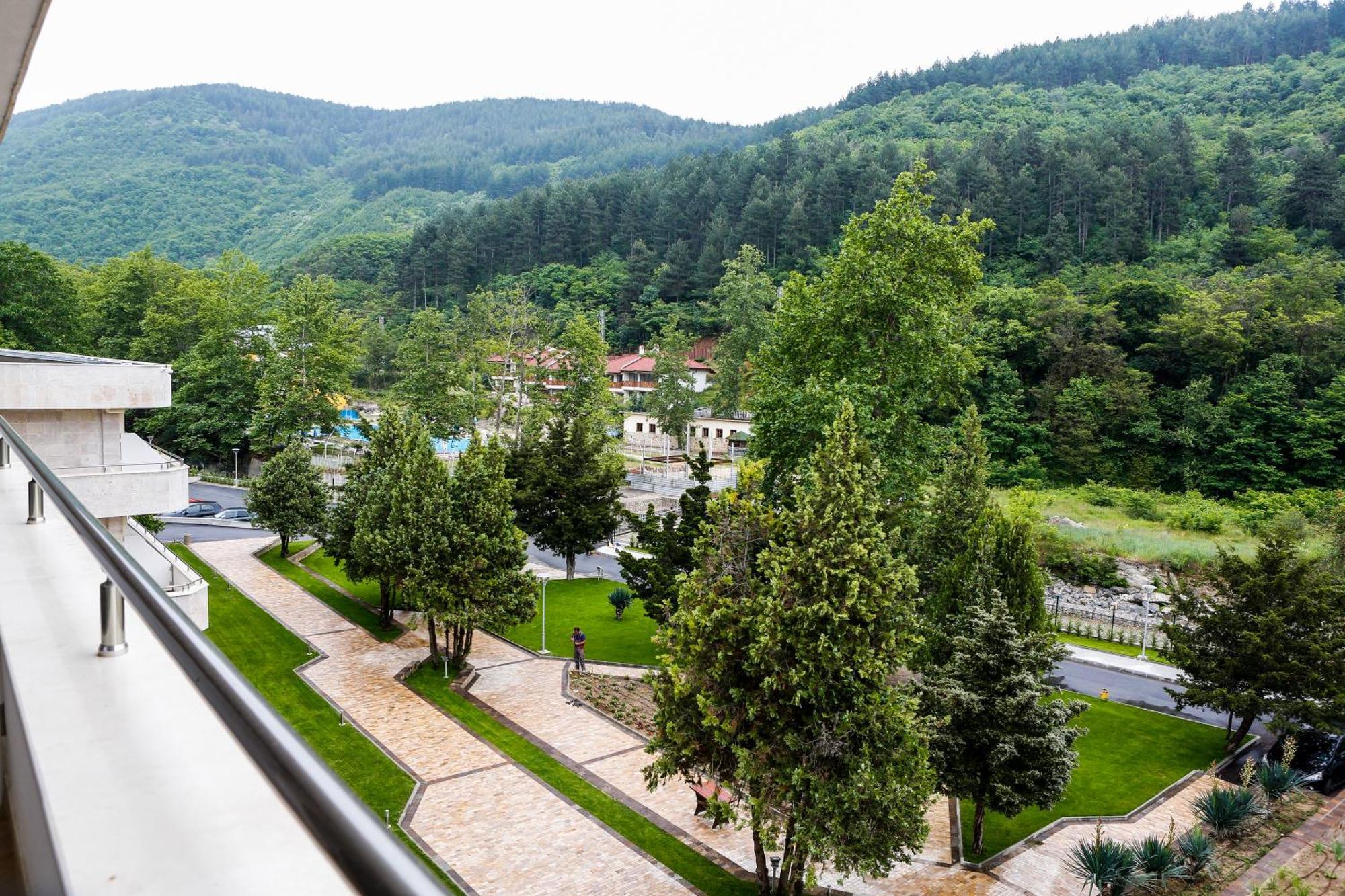 Therma Vitae - Профилакториум Огняново Buitenkant foto